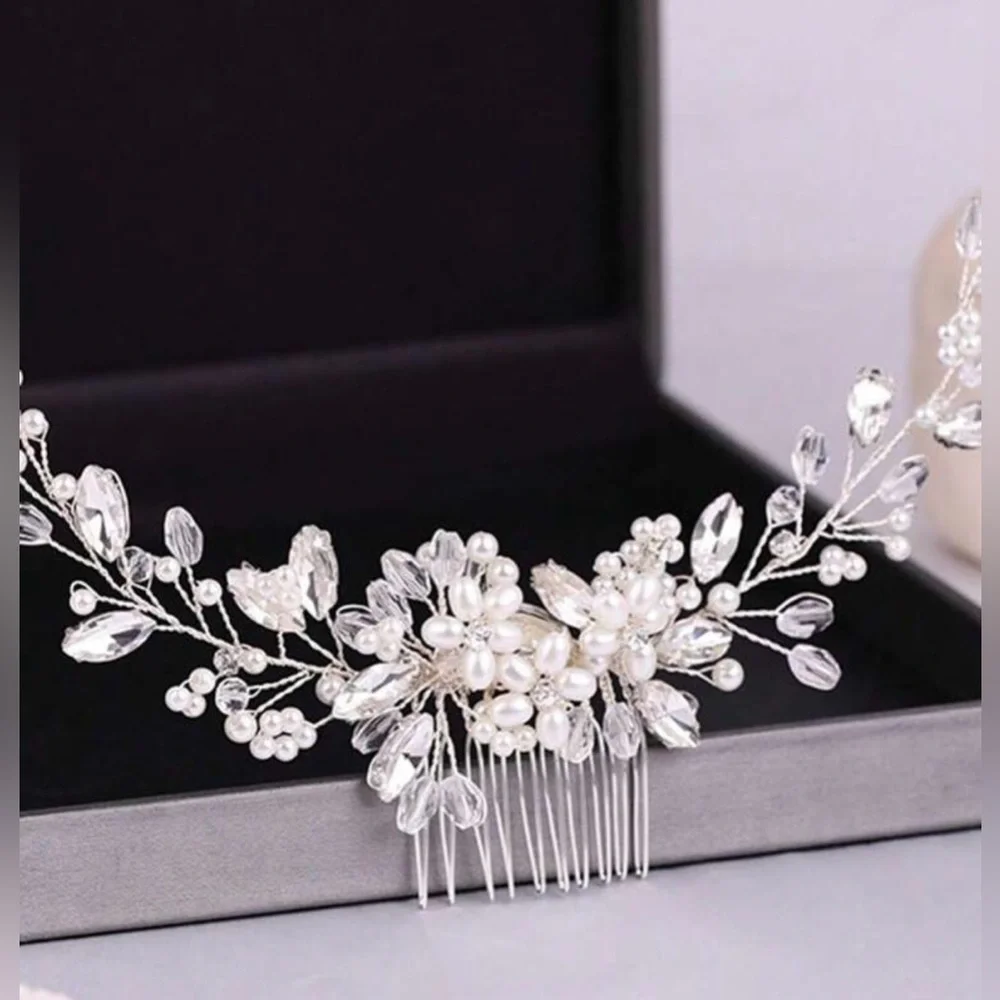Elegant Silver Hair Comb Hair Clip Crystals Pearls Tiara Accessory
